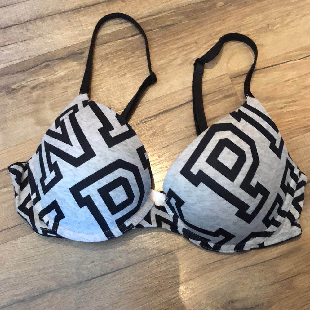 PINK Victoria’s Secret push up bra